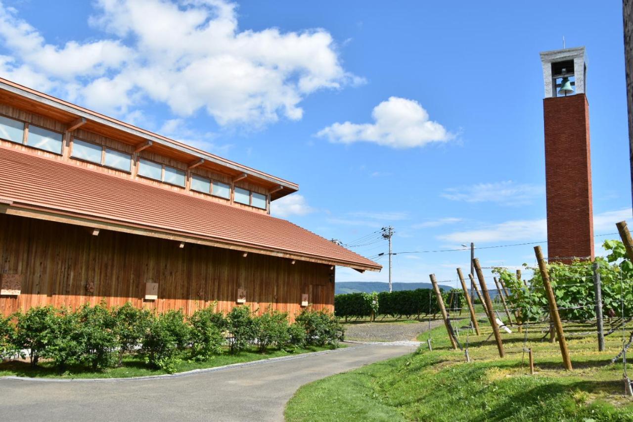 Hotel Hanafuji Inn Nakafurano Exterior photo